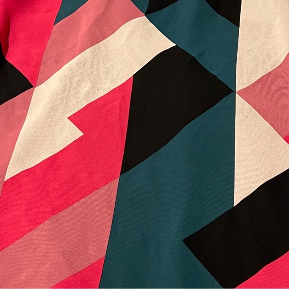 Torrid - size 2 - multi color geo chiffon swing Sophie cami - Picture 5 of 11